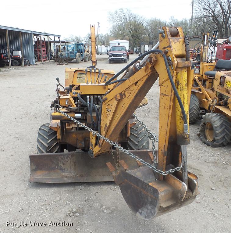 image for item DC3037 (2) Case Davis Fleetline trenchers