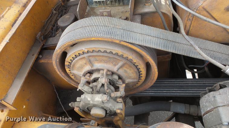 image for item DC3037 (2) Case Davis Fleetline trenchers