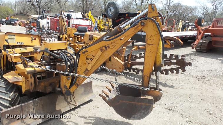 image for item DC3037 (2) Case Davis Fleetline trenchers
