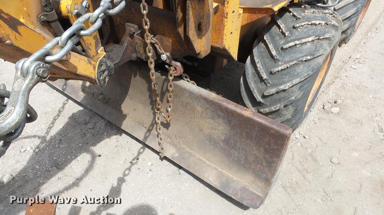 image for item DC3037 (2) Case Davis Fleetline trenchers