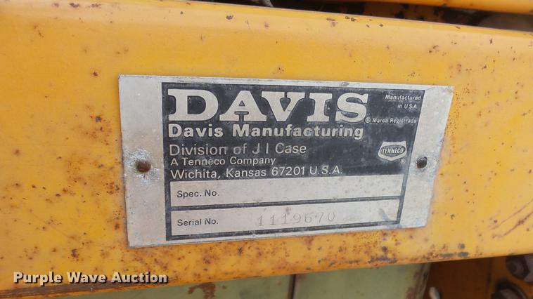 image for item DC3037 (2) Case Davis Fleetline trenchers