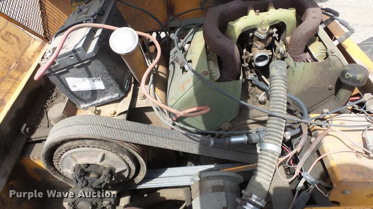 image for item DC3037 (2) Case Davis Fleetline trenchers