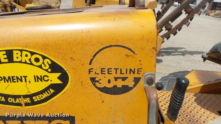 image for item DC3037 (2) Case Davis Fleetline trenchers