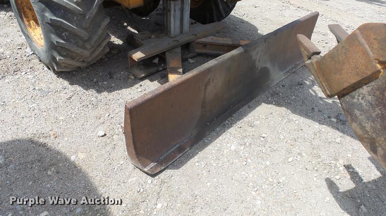 image for item DC3037 (2) Case Davis Fleetline trenchers