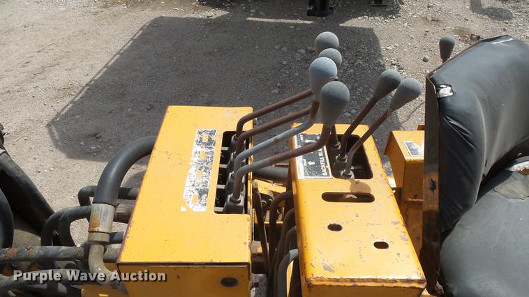 image for item DC3037 (2) Case Davis Fleetline trenchers