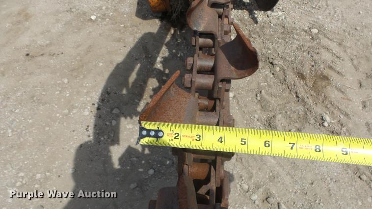 image for item DC3037 (2) Case Davis Fleetline trenchers