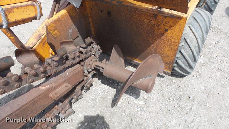 image for item DC3037 (2) Case Davis Fleetline trenchers