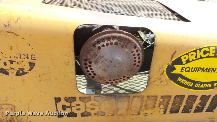 image for item DC3037 (2) Case Davis Fleetline trenchers