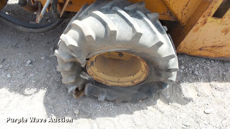 image for item DC3037 (2) Case Davis Fleetline trenchers