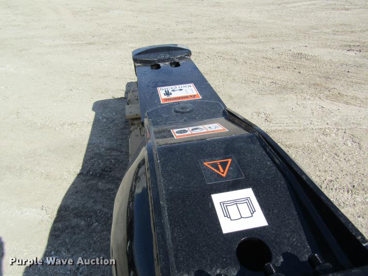 image for item DC4310 Caterpillar H120E breaker