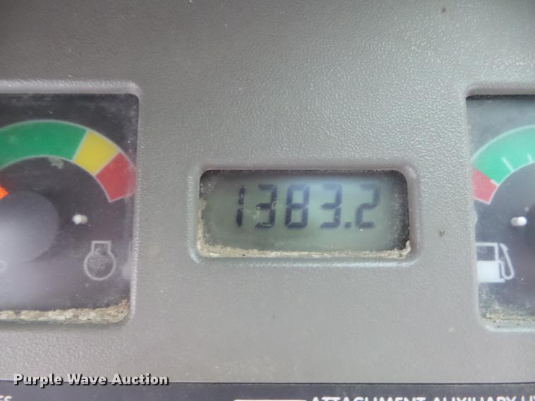 image for item DC7341 2005 Bobcat S150 skid steer