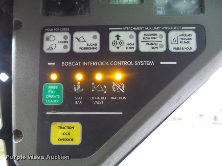 image for item DC7341 2005 Bobcat S150 skid steer