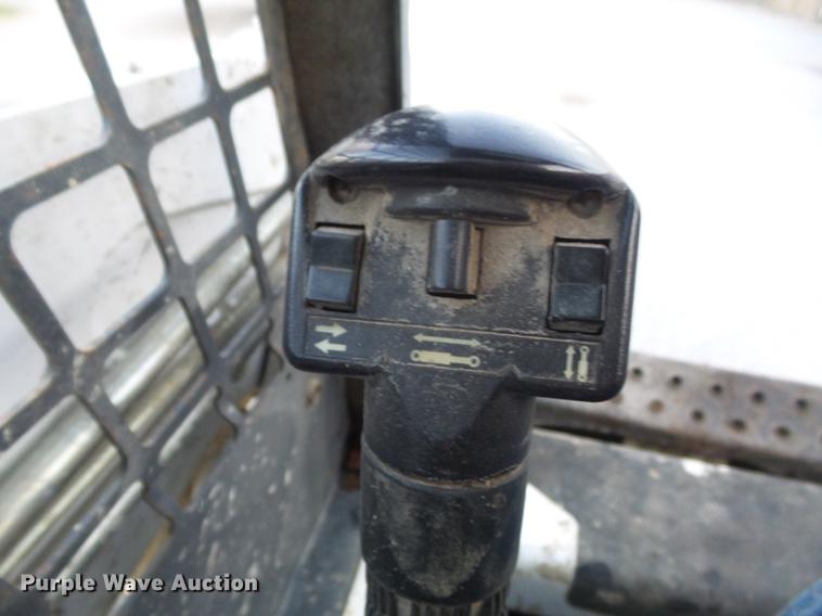 image for item DC7341 2005 Bobcat S150 skid steer