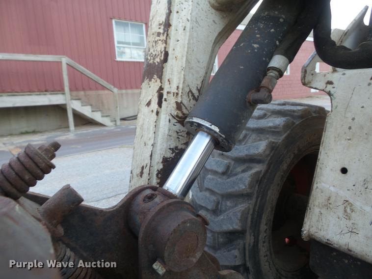 image for item DC7341 2005 Bobcat S150 skid steer