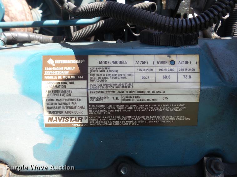 image for item DC7343 1995 International 4700 flatbed truck