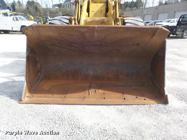 image for item DC7357 1979 Caterpillar 930 wheel loader