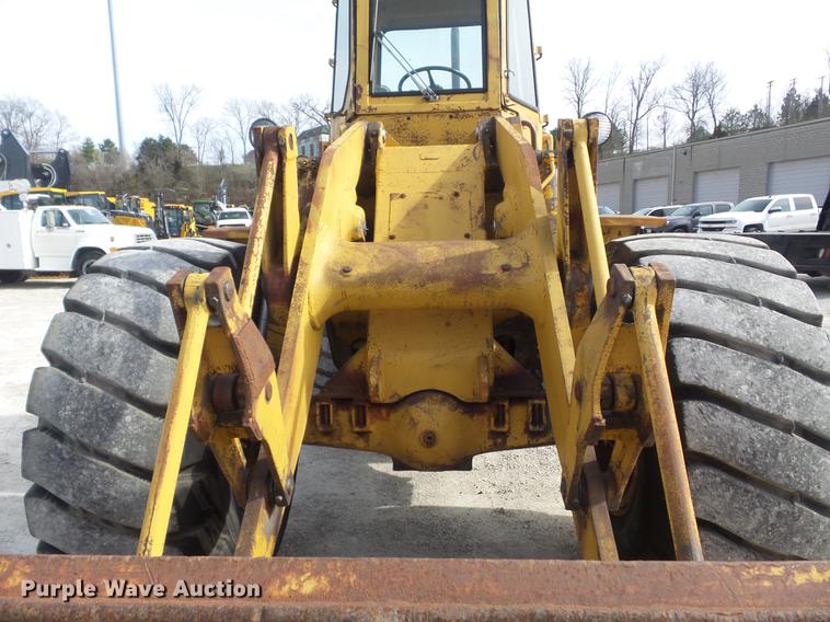 image for item DC7357 1979 Caterpillar 930 wheel loader