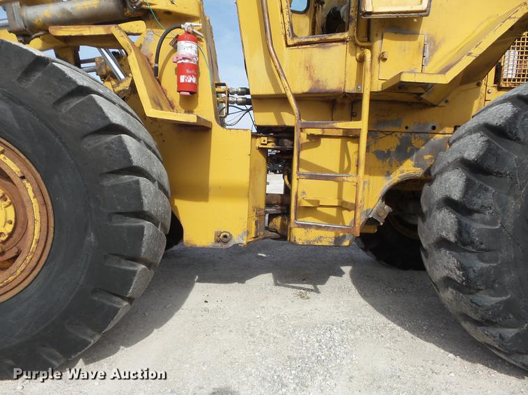 image for item DC7357 1979 Caterpillar 930 wheel loader