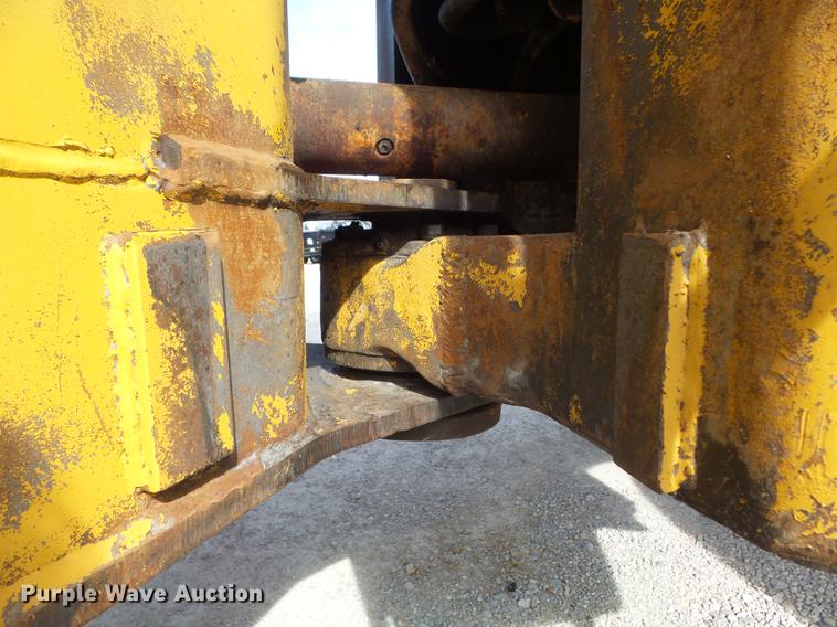 image for item DC7357 1979 Caterpillar 930 wheel loader
