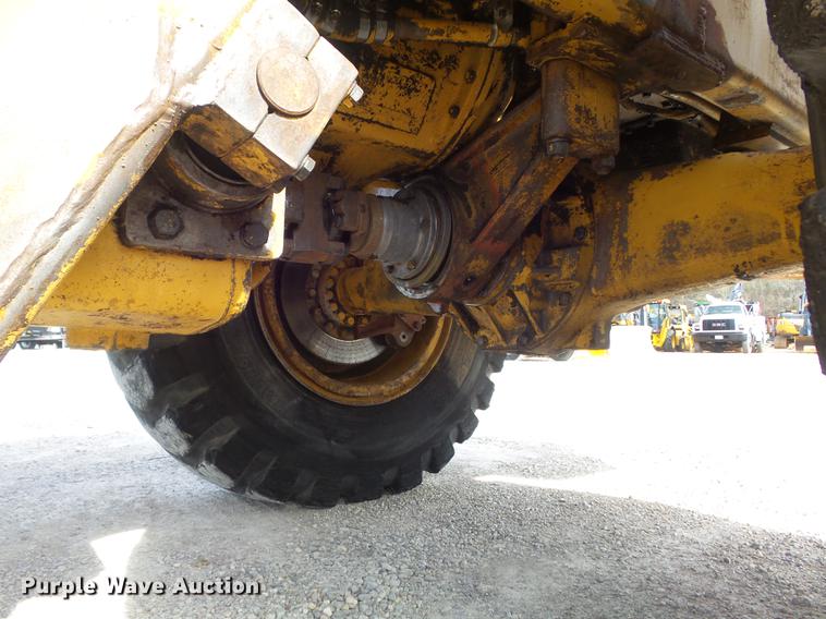 image for item DC7357 1979 Caterpillar 930 wheel loader