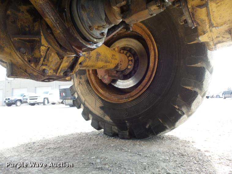 image for item DC7357 1979 Caterpillar 930 wheel loader