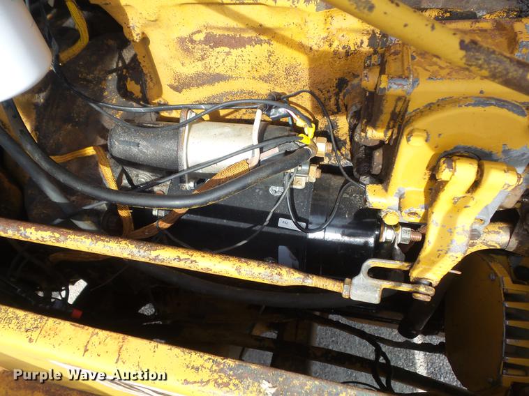 image for item DC7357 1979 Caterpillar 930 wheel loader