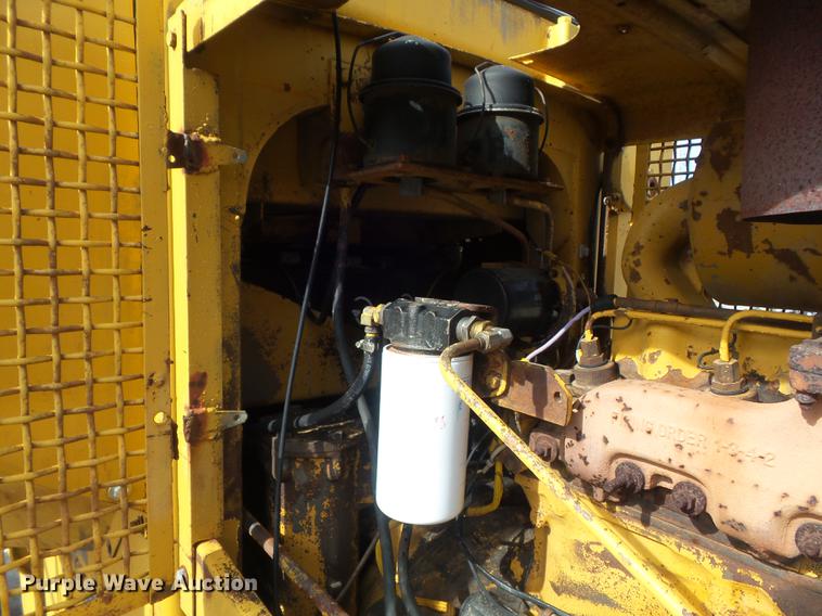 image for item DC7357 1979 Caterpillar 930 wheel loader