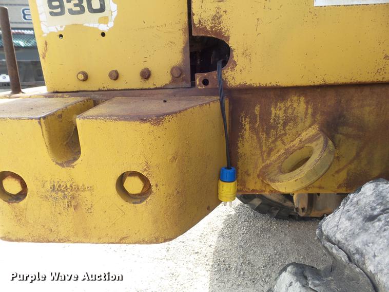 image for item DC7357 1979 Caterpillar 930 wheel loader