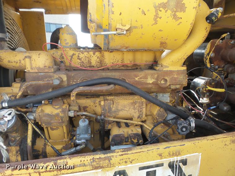 image for item DC7357 1979 Caterpillar 930 wheel loader