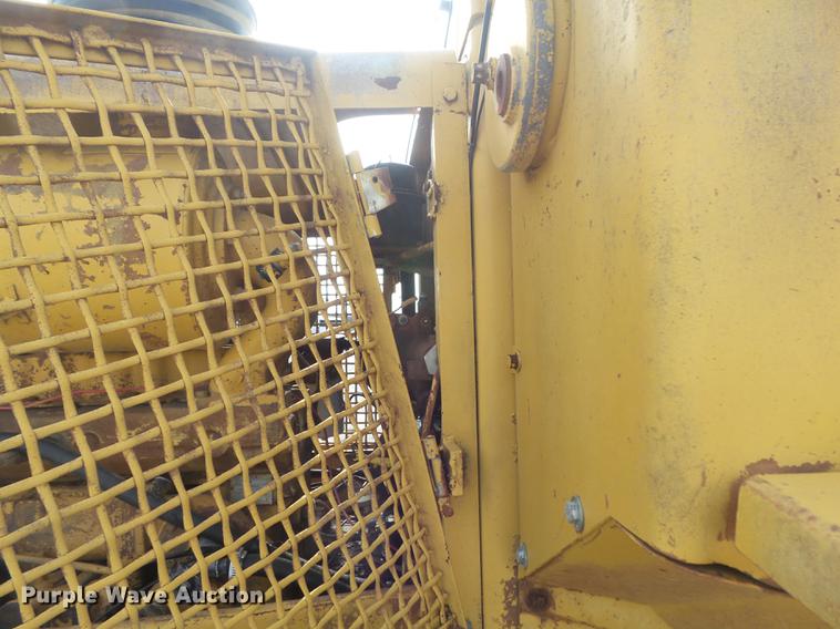 image for item DC7357 1979 Caterpillar 930 wheel loader