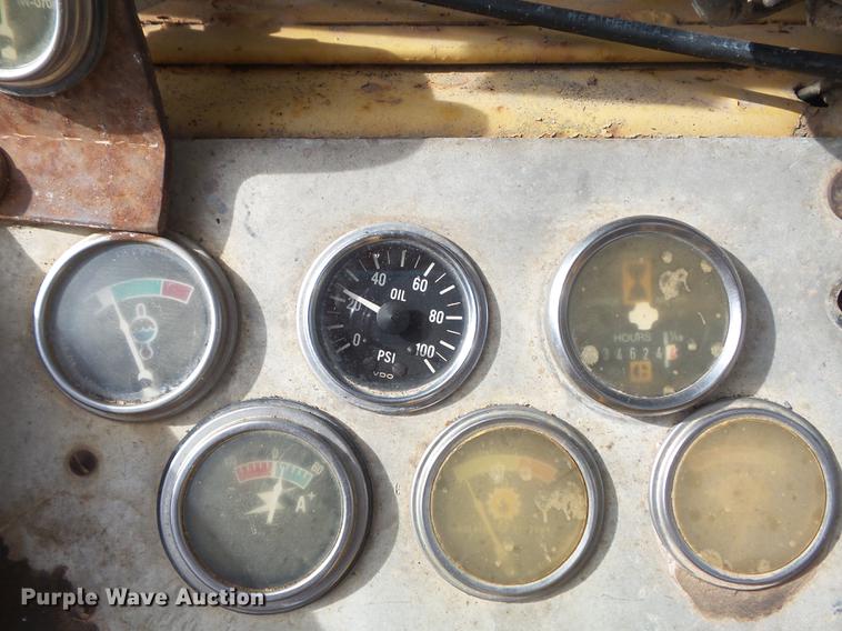 image for item DC7357 1979 Caterpillar 930 wheel loader