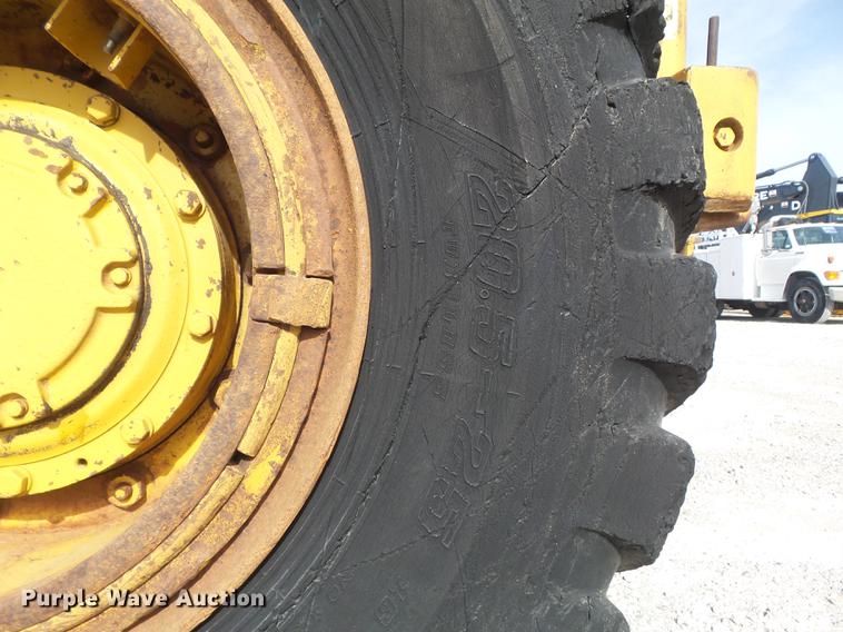 image for item DC7357 1979 Caterpillar 930 wheel loader