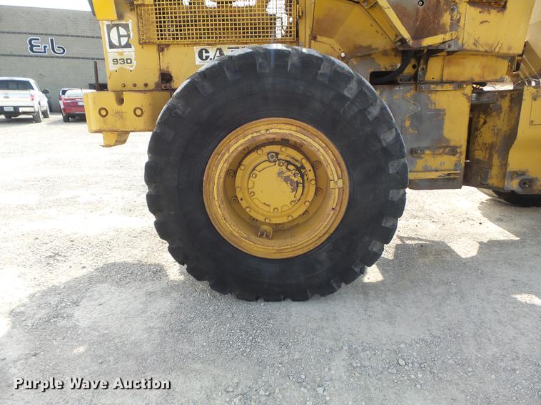 image for item DC7357 1979 Caterpillar 930 wheel loader