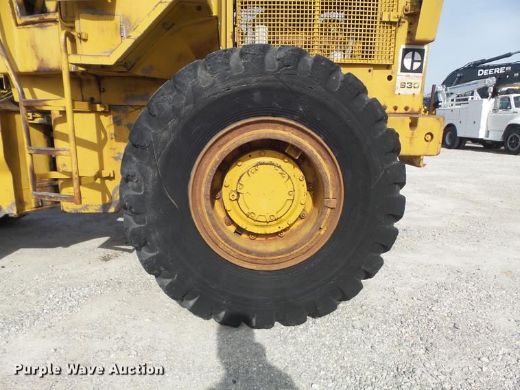 image for item DC7357 1979 Caterpillar 930 wheel loader