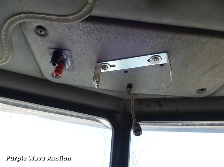 image for item DC7364 2000 Peterbilt PB330 dump truck