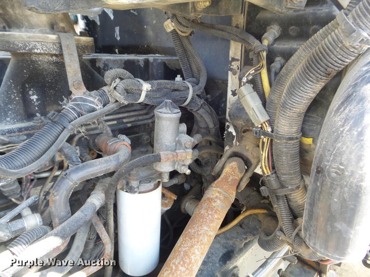 image for item DC7364 2000 Peterbilt PB330 dump truck