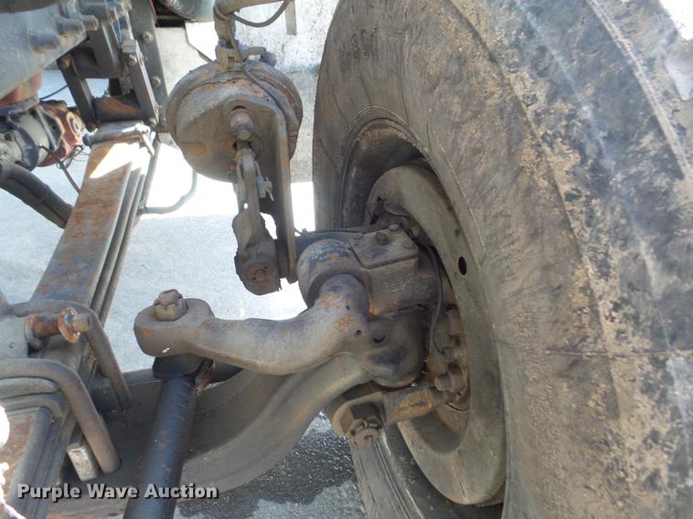 image for item DC7364 2000 Peterbilt PB330 dump truck