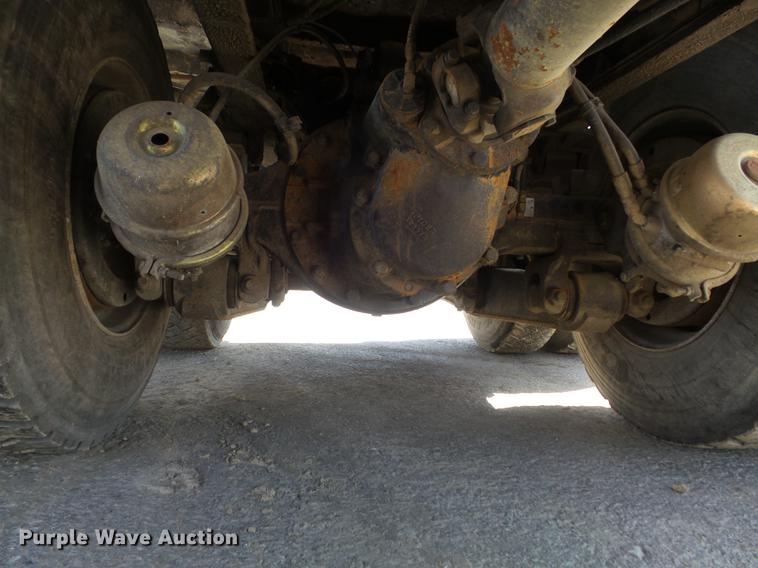 image for item DC7364 2000 Peterbilt PB330 dump truck