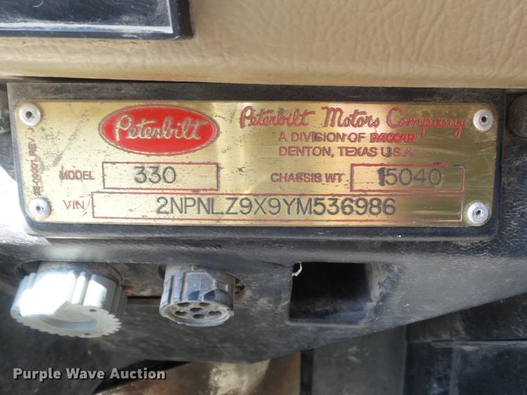 image for item DC7364 2000 Peterbilt PB330 dump truck