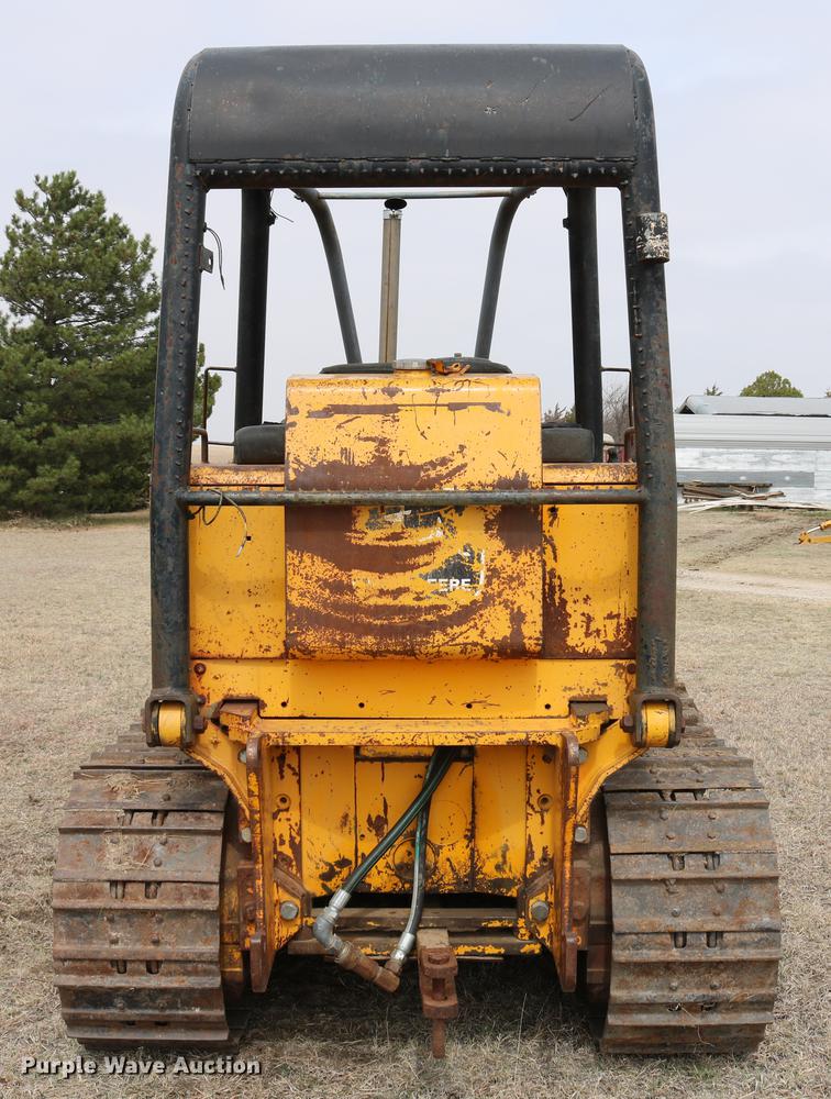 image for item DC7613 John Deere 450D dozer