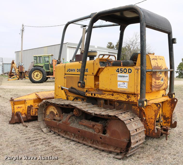 image for item DC7613 John Deere 450D dozer