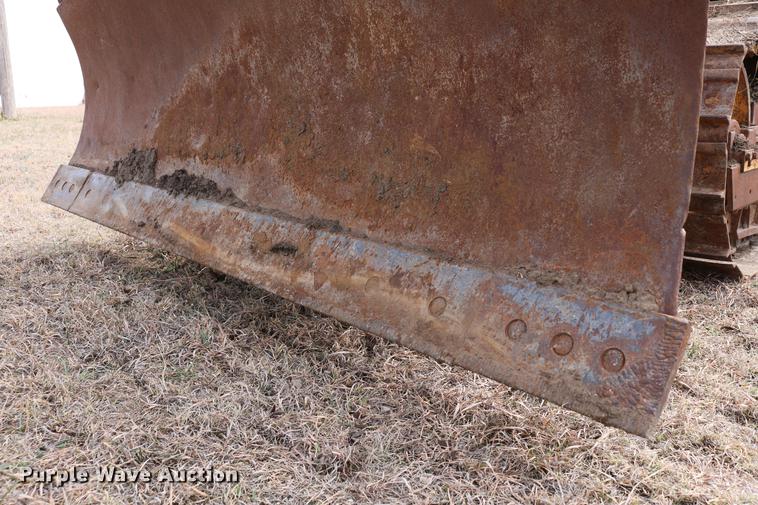 image for item DC7613 John Deere 450D dozer