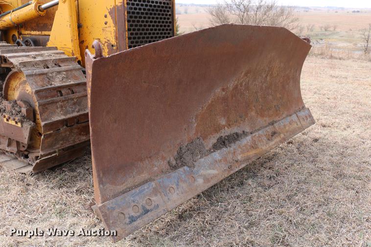 image for item DC7613 John Deere 450D dozer