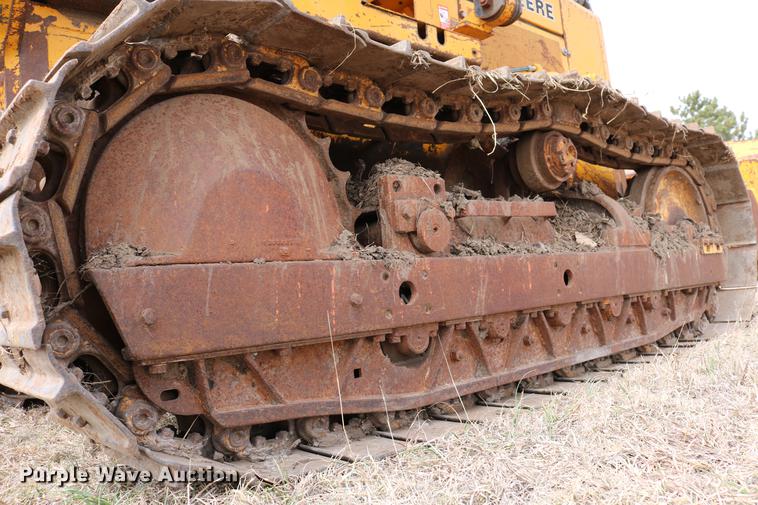 image for item DC7613 John Deere 450D dozer