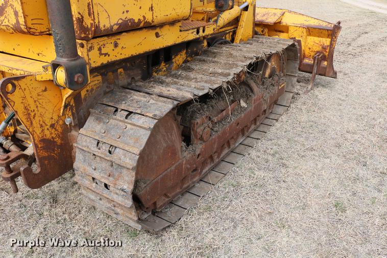 image for item DC7613 John Deere 450D dozer
