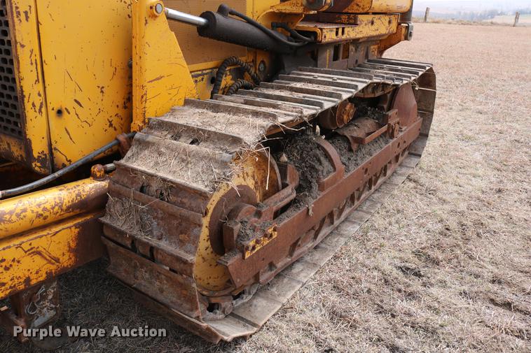 image for item DC7613 John Deere 450D dozer