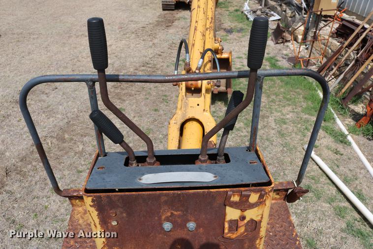 image for item DC7613 John Deere 450D dozer