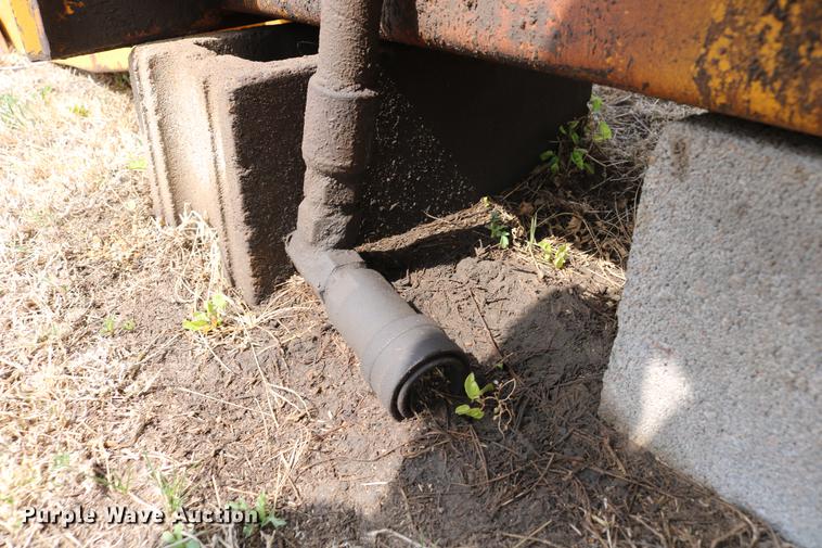 image for item DC7613 John Deere 450D dozer