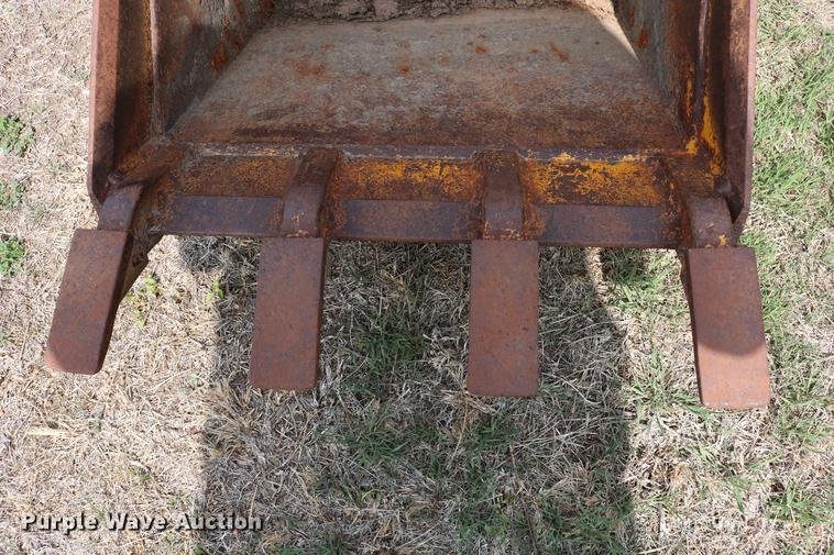 image for item DC7613 John Deere 450D dozer