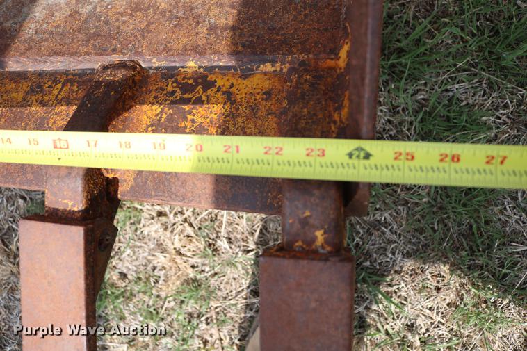 image for item DC7613 John Deere 450D dozer